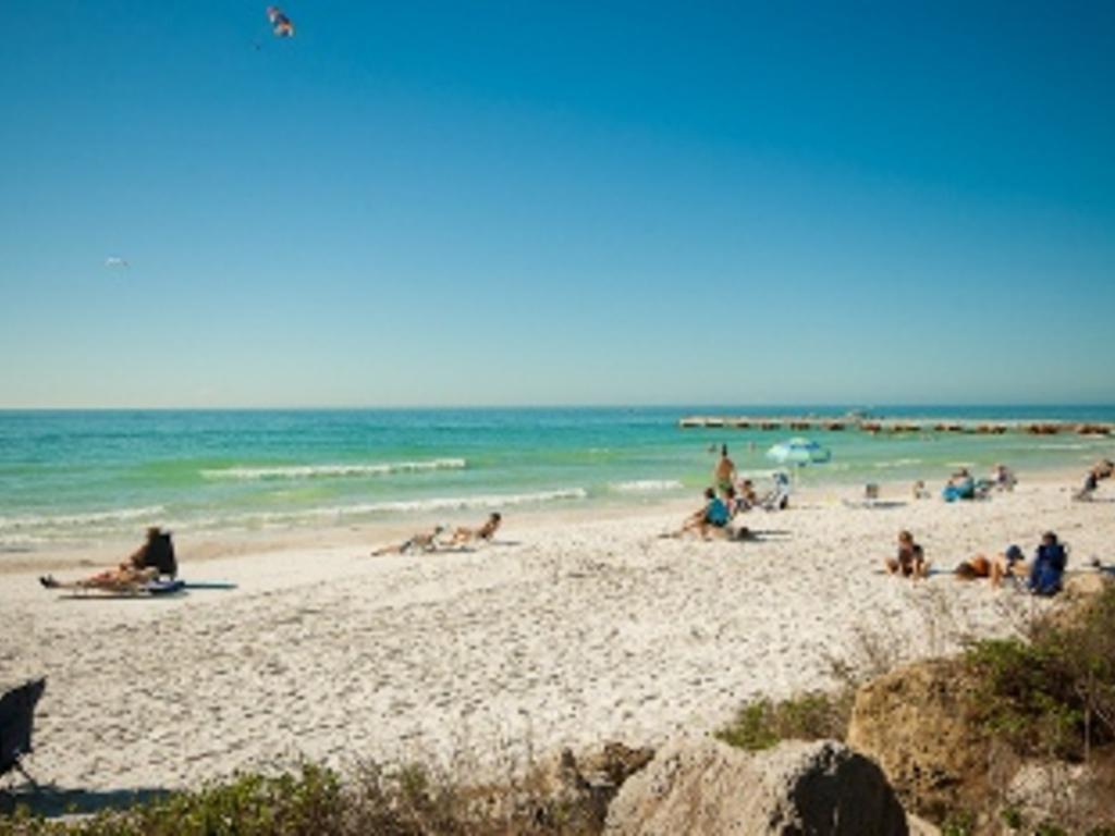 Safari Suite Bradenton Beach Exterior photo