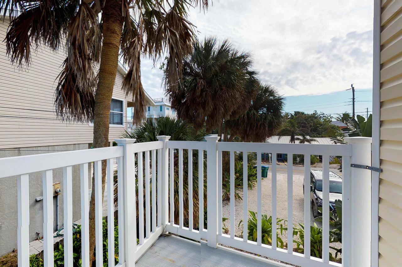 Safari Suite Bradenton Beach Exterior photo