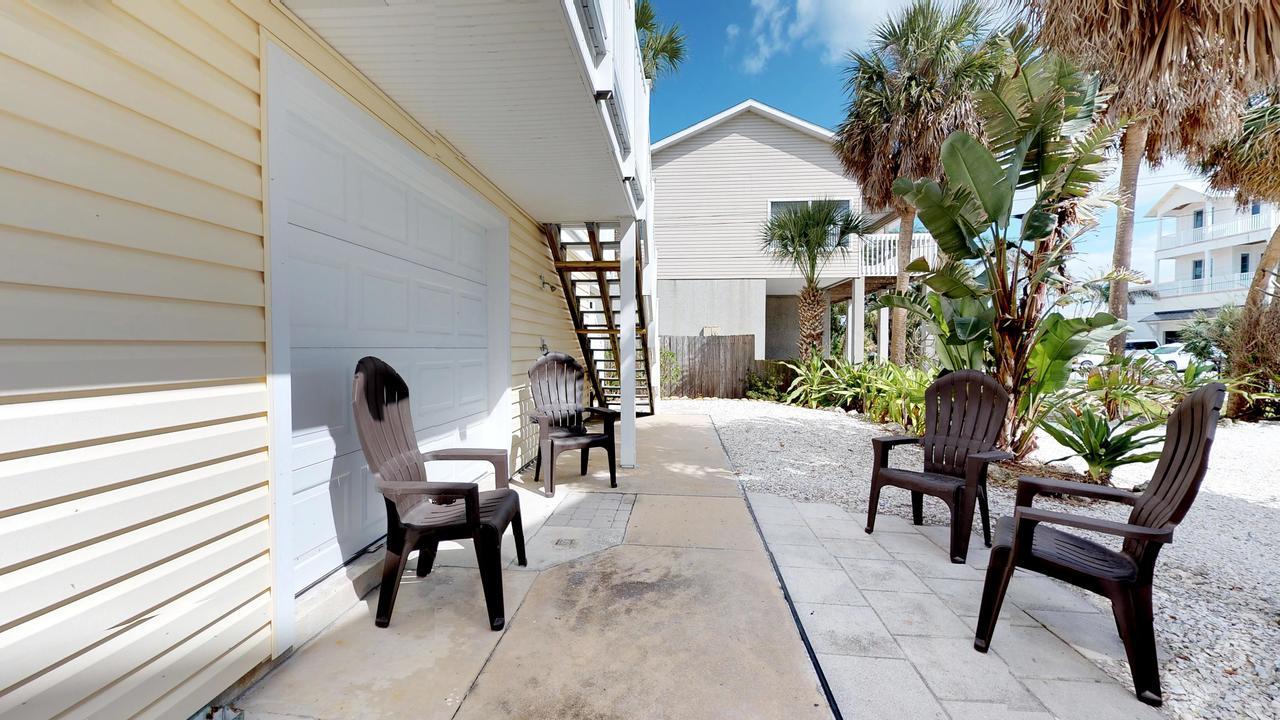 Safari Suite Bradenton Beach Exterior photo