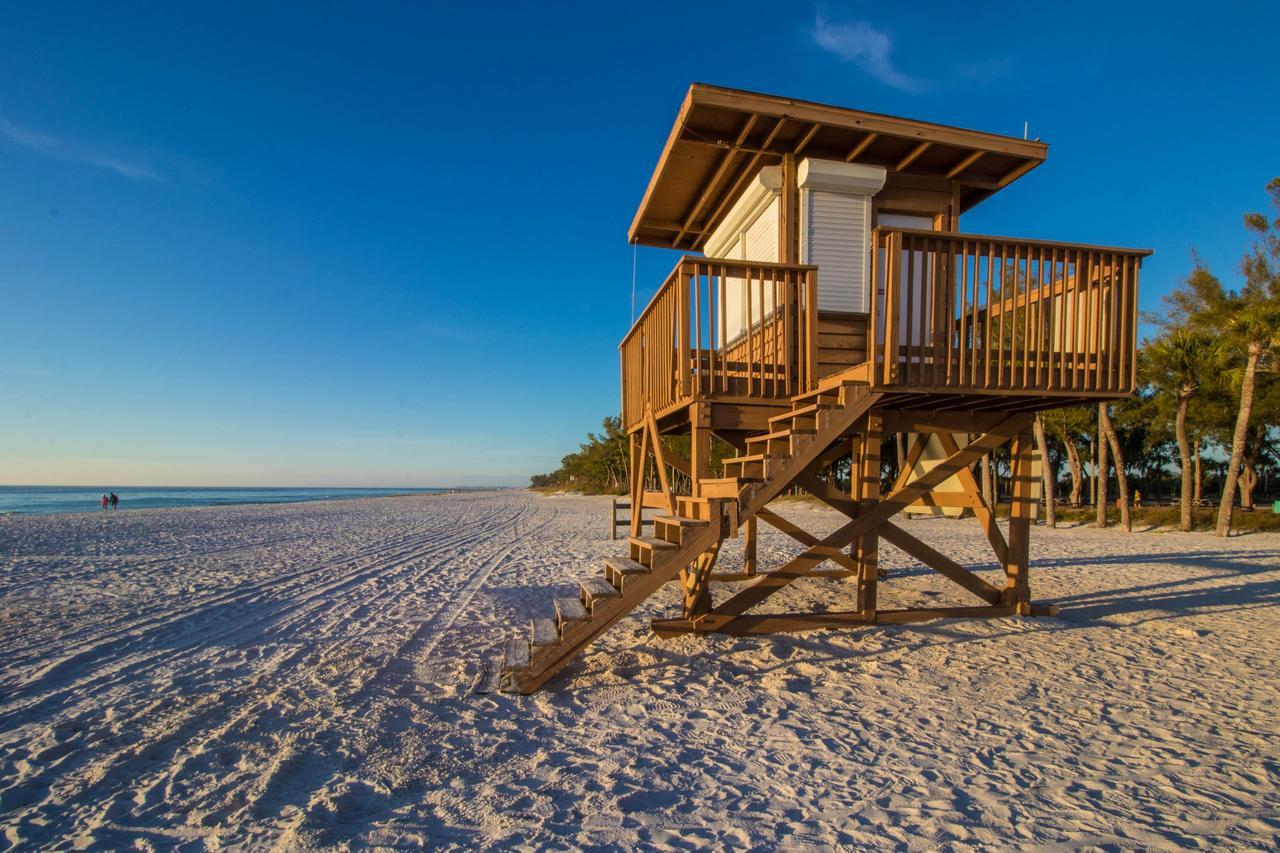 Safari Suite Bradenton Beach Exterior photo
