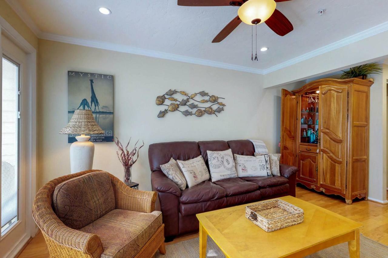 Safari Suite Bradenton Beach Exterior photo